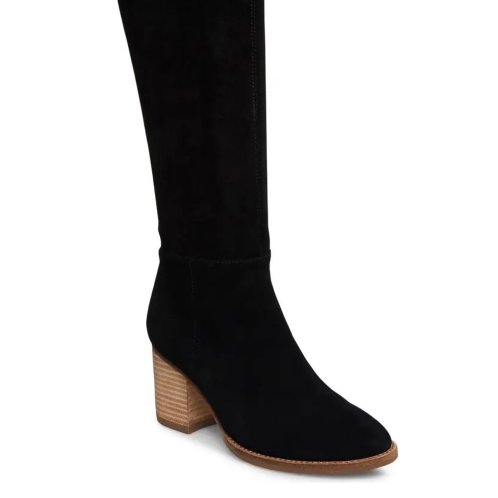 Blonde black waterproof tall boots, like new, size 7